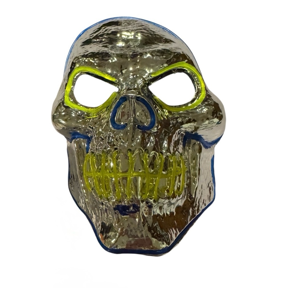 NWOT Light Up Silver Skull Boys Face Mask 3 Light Settings Halloween Cosplay